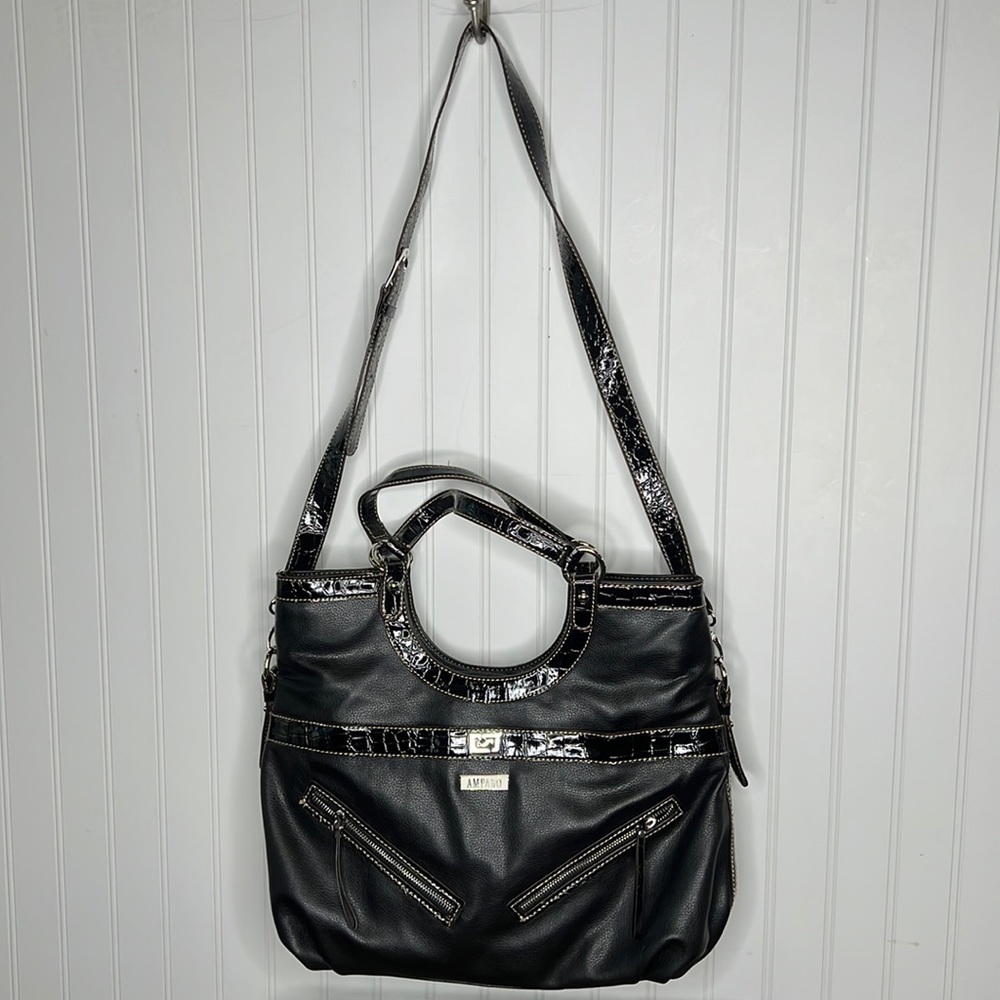 - New Amparo Shoulder Bag